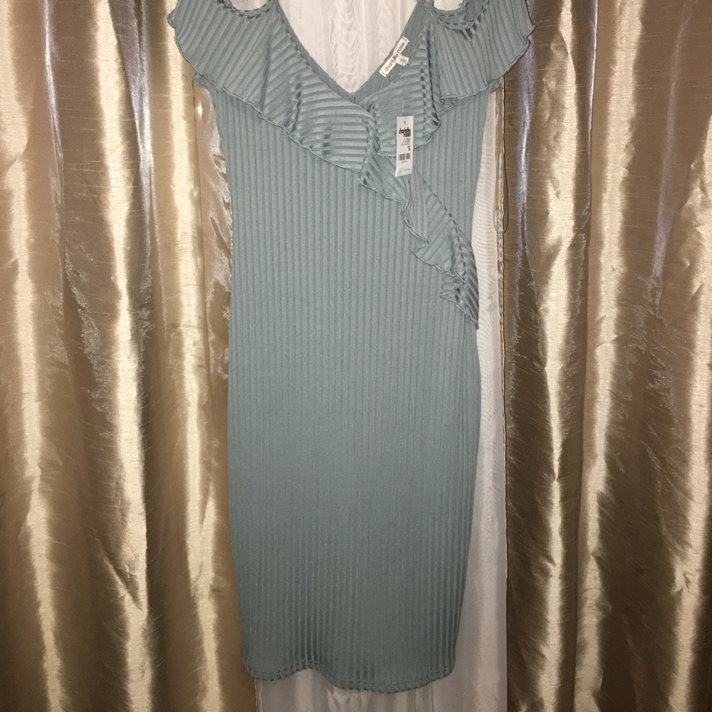 Charlotte Russe Ruffled Mini Dress - Picture 6 of 8